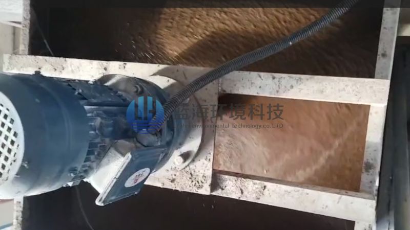 廣西仙鶴新材料丨低壓+高壓帶式污泥脫水機(jī)，干度達(dá)45%